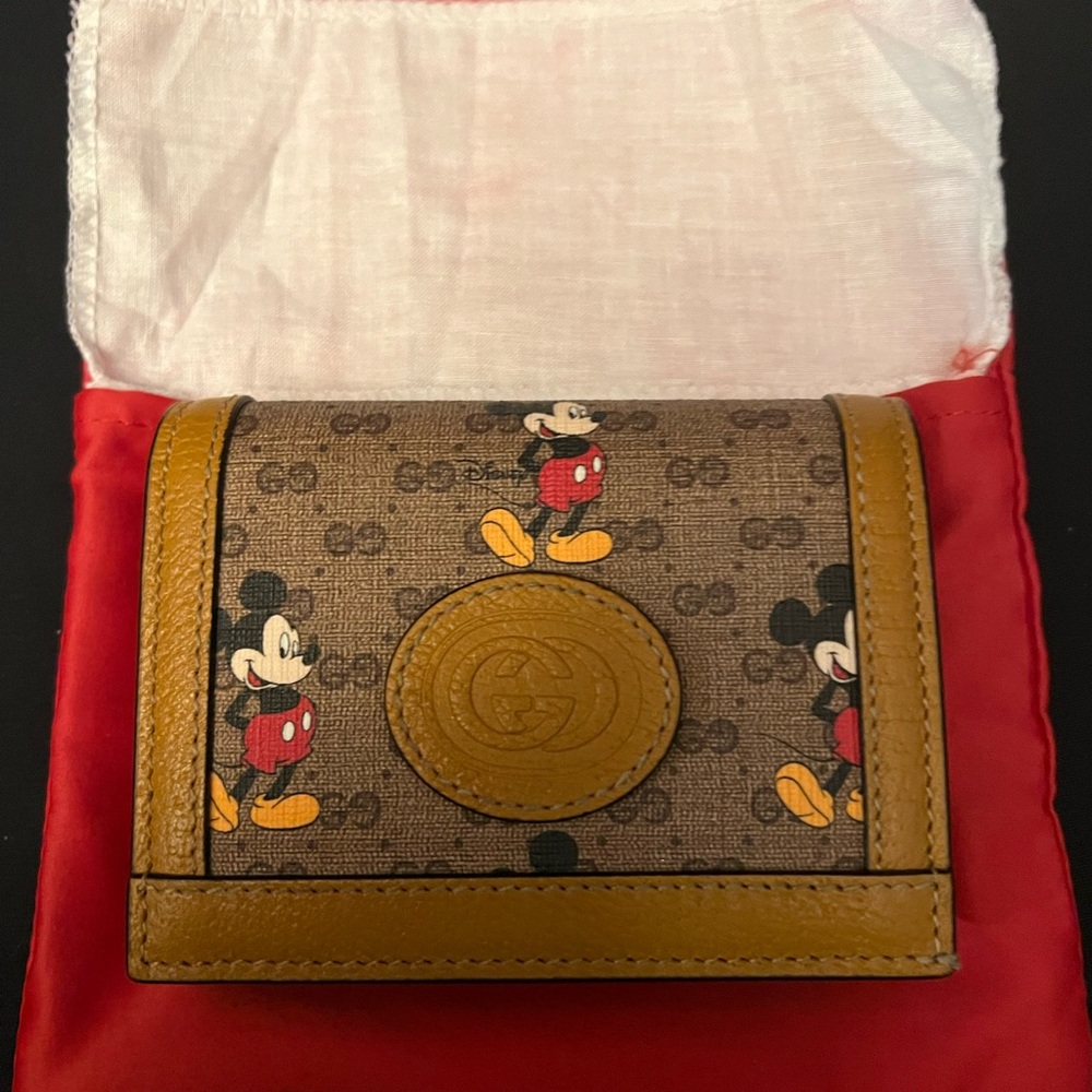 Gucci Disney Mickey Wallet
